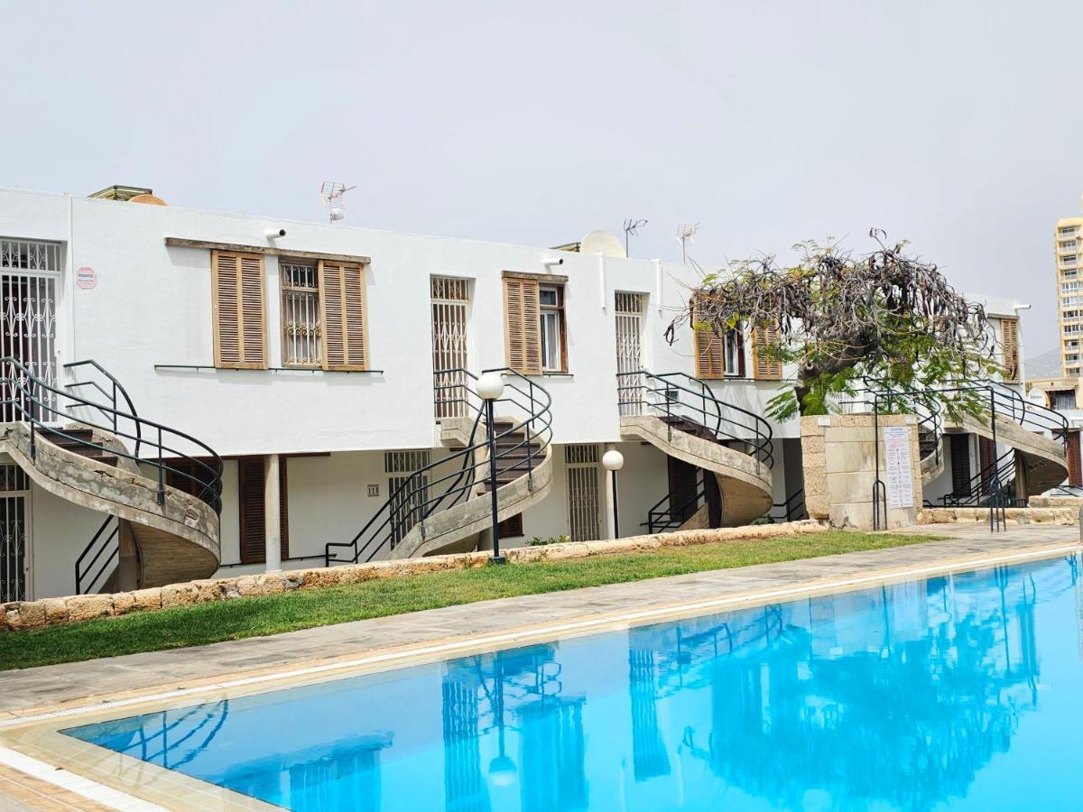 Holidays Beach & Pool ,Aircond , Las Americas 아로나 외부 사진