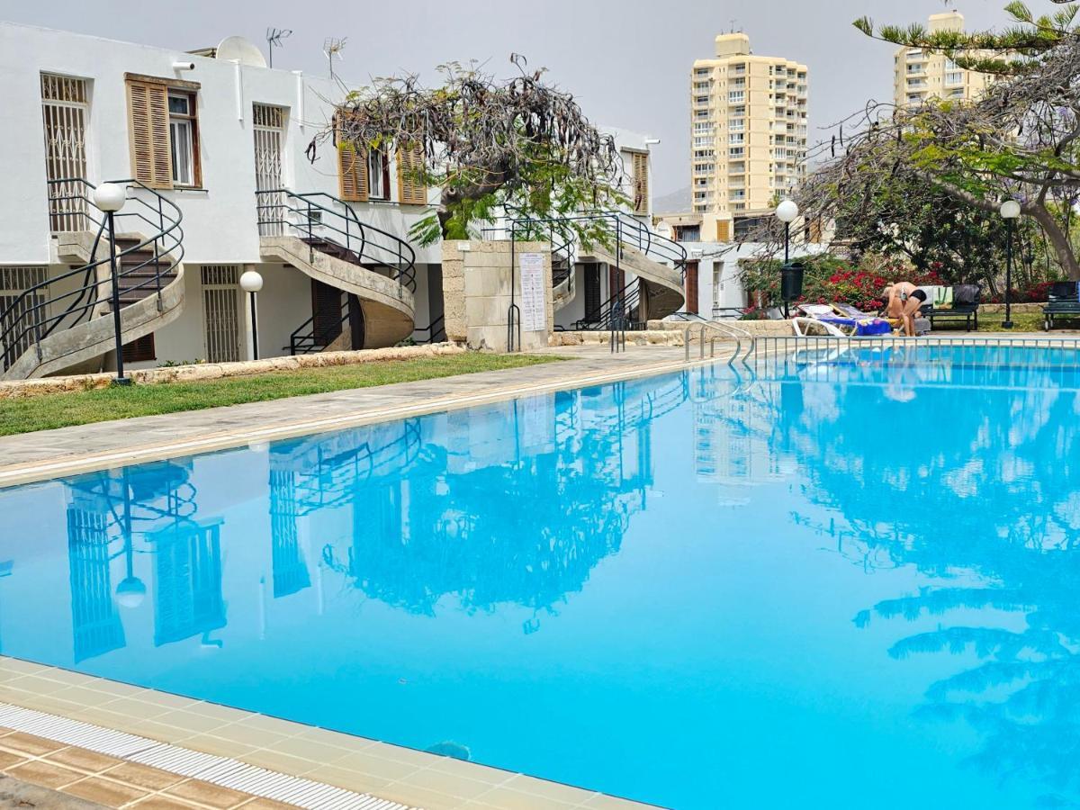 Holidays Beach & Pool ,Aircond , Las Americas 아로나 외부 사진
