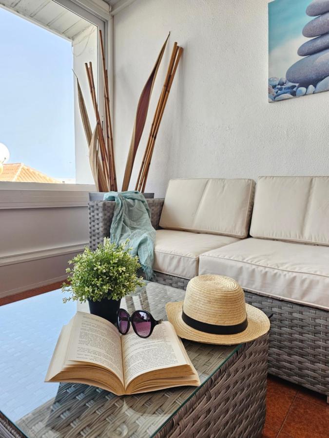 Holidays Beach & Pool ,Aircond , Las Americas 아로나 외부 사진