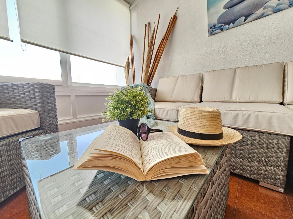Holidays Beach & Pool ,Aircond , Las Americas 아로나 외부 사진