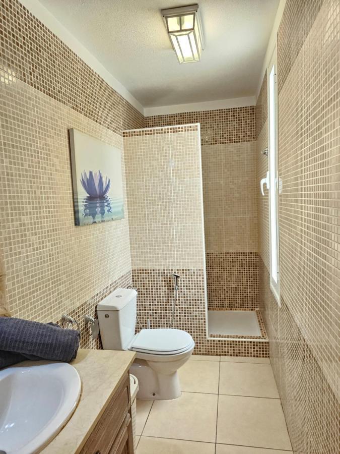 Holidays Beach & Pool ,Aircond , Las Americas 아로나 외부 사진